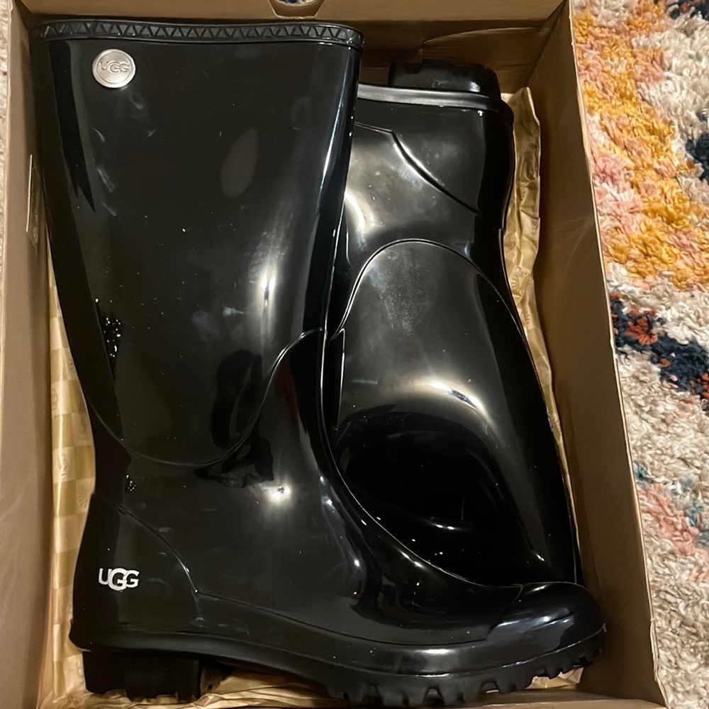 New Ugg Rain Boots